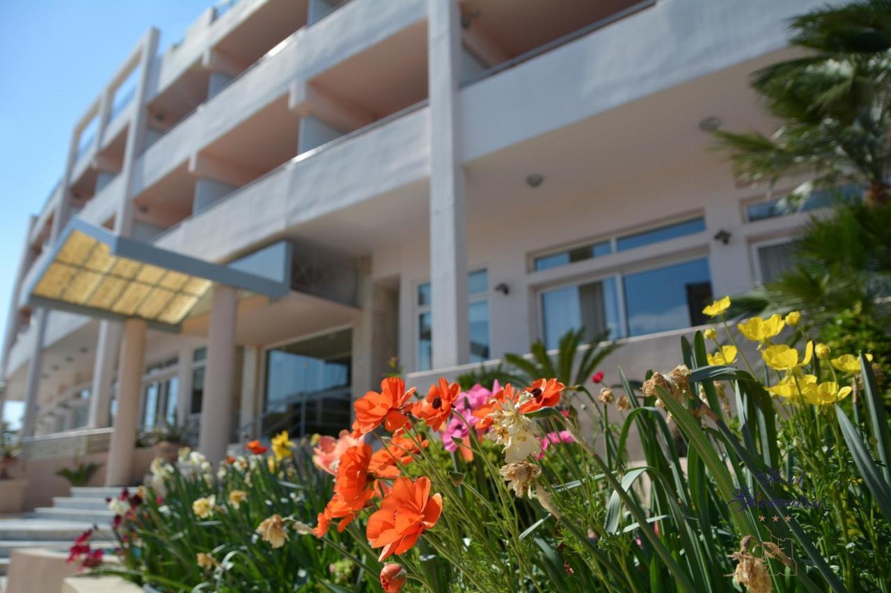 Glarentza Hotel