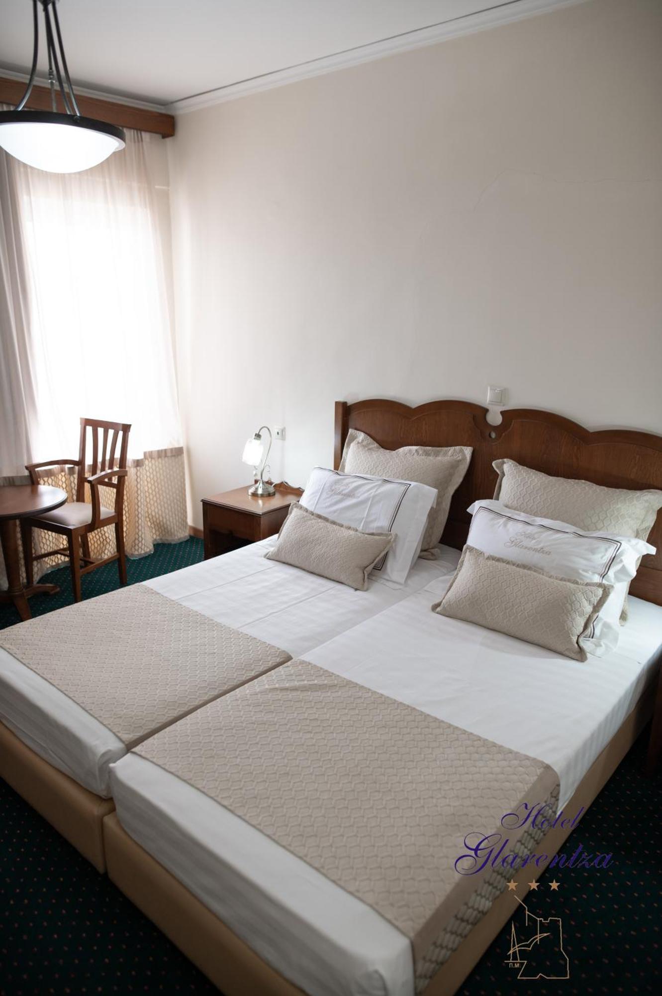 Glarentza 3*